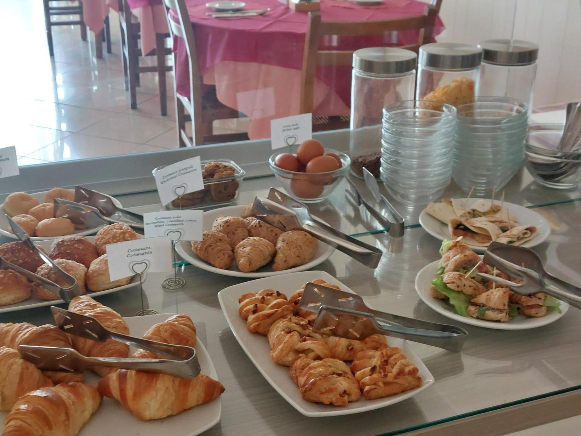 Hotel Villa Aurora Bellaria-Igea Marina Buitenkant foto