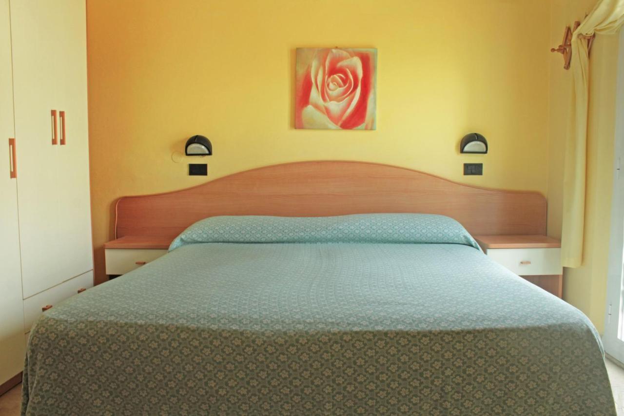 Hotel Villa Aurora Bellaria-Igea Marina Buitenkant foto