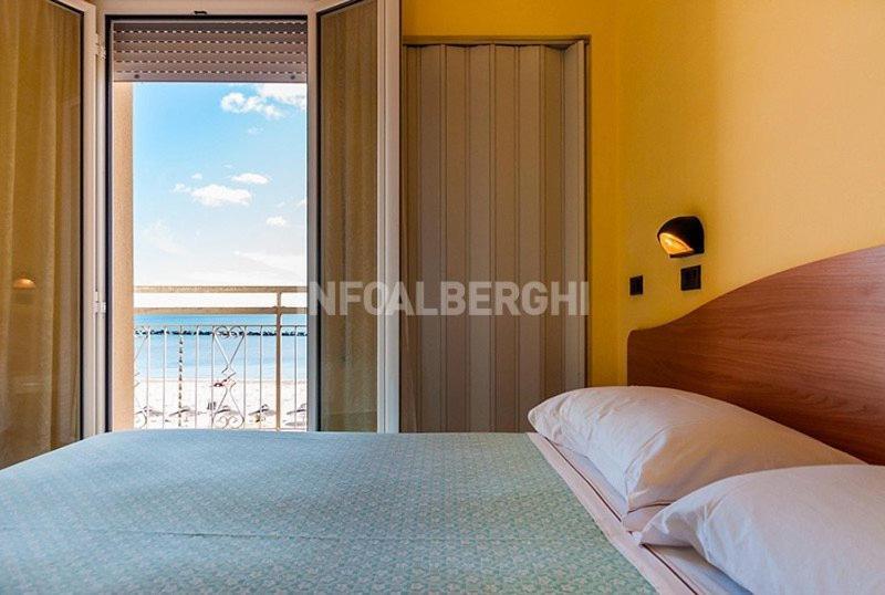 Hotel Villa Aurora Bellaria-Igea Marina Buitenkant foto